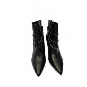 Nwot G.I.L.I  Maxette Ladies Black Leather Pointed Toe Ankle Boot Rear Zip Decor